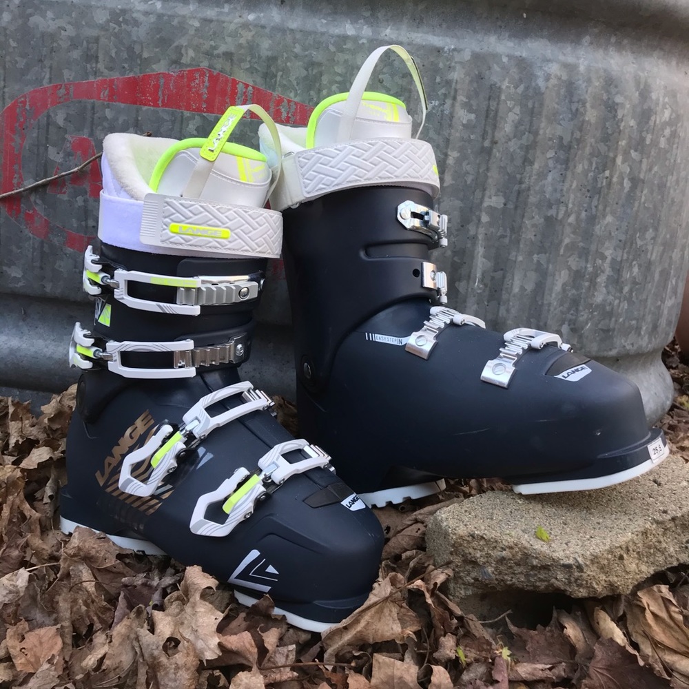 Lange ski boots